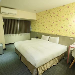 Twin Room Private Bathroom